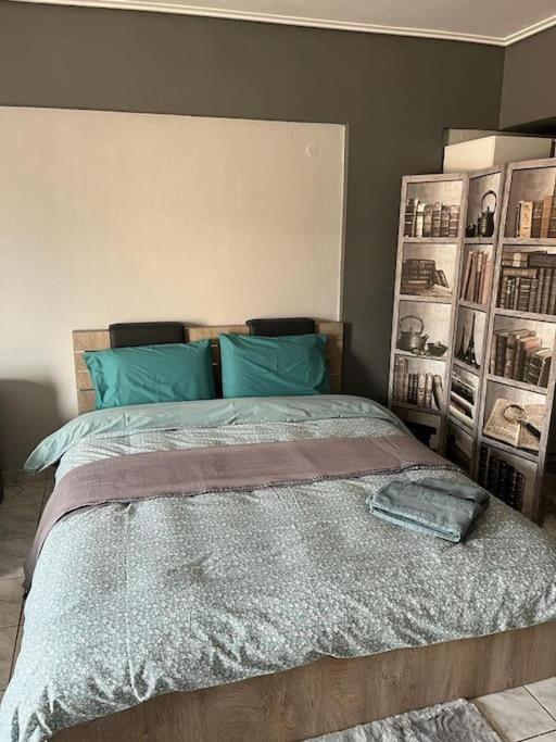 Central Modern Apartment Volos Ngoại thất bức ảnh